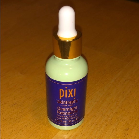 Pixi Skintreats Overnight Retinol Oil - Picture 1 of 2